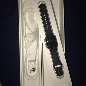 [SOLD] Apple Watch Series 3